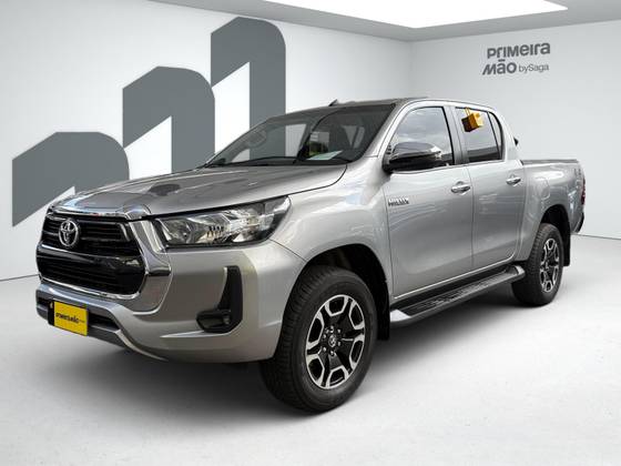 TOYOTA HILUX 2.8 D-4D TURBO DIESEL CD SRV 4X4 AUTOMÁTICO